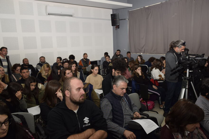 «Εδώ είναι Δίστομο»: Οι Active Member στον αγώνα για τη δικαίωση των θυμάτων