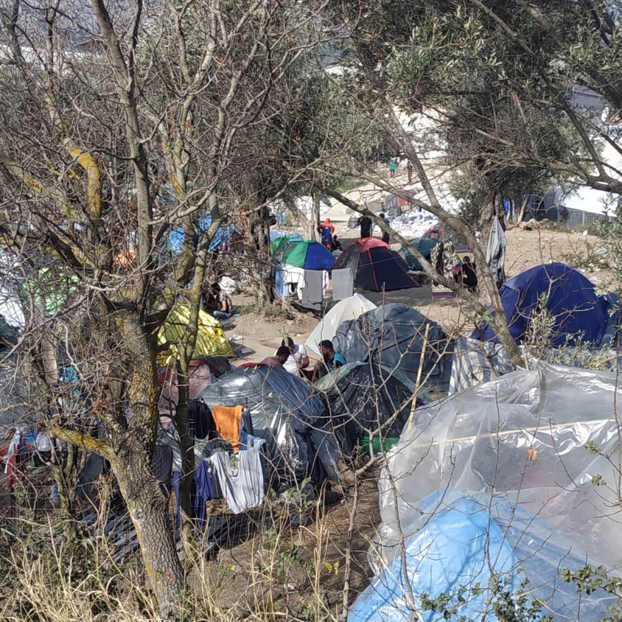 Μεταναστευτικό: Εκρηκτική η κατάσταση στη Χίο από τις συνεχιζόμενες ροές 