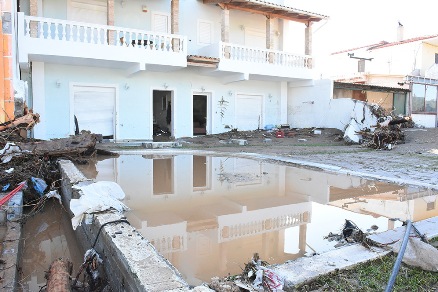 Κινέτα: Οι καταστροφές από την κακοκαιρία Γηρυόνης σε 20 φωτογραφίες