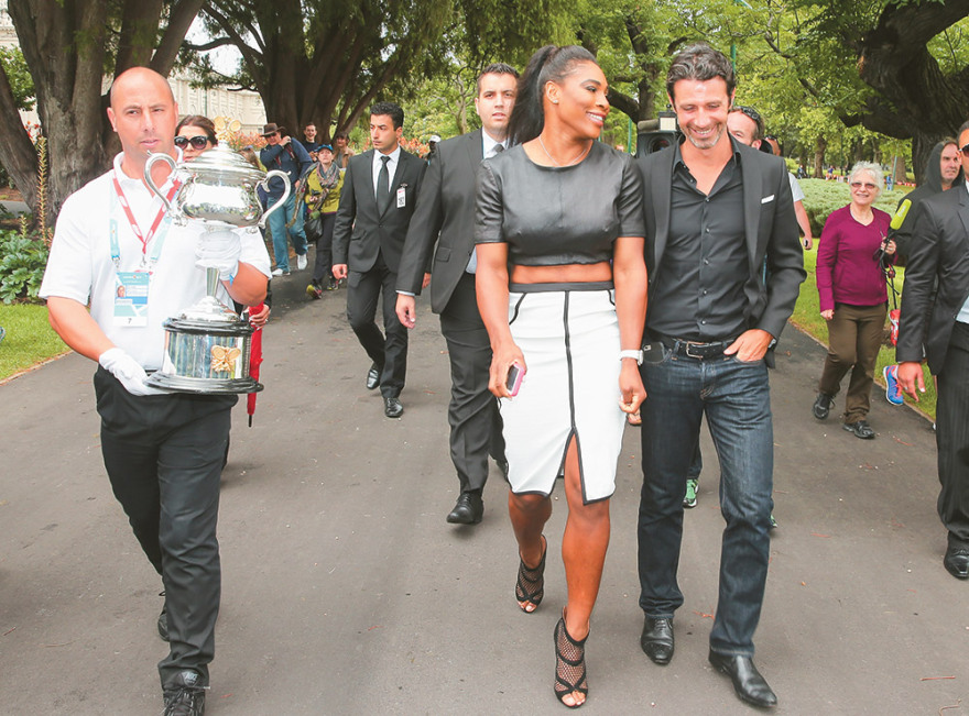 Στέφανος Τσιτσιπάς: Η dream team πίσω από το ταλέντο που έγινε πρωταθλητής