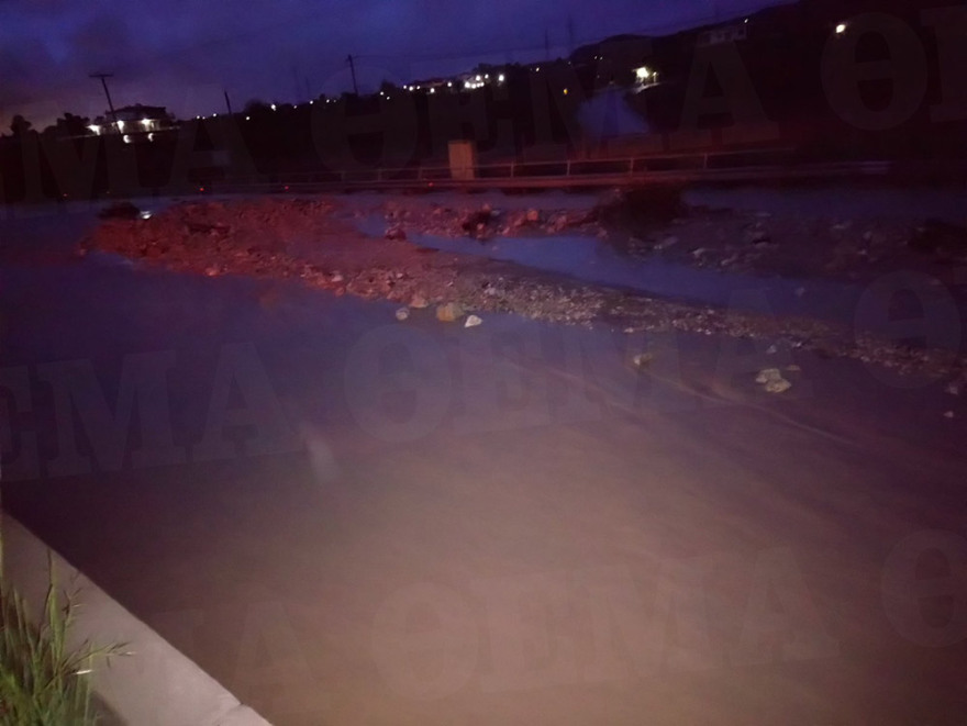 Κακοκαιρία «Γηρυόνης»: Σε 8 χλμ. τα μπάζα στην Αθηνών–Κορίνθου