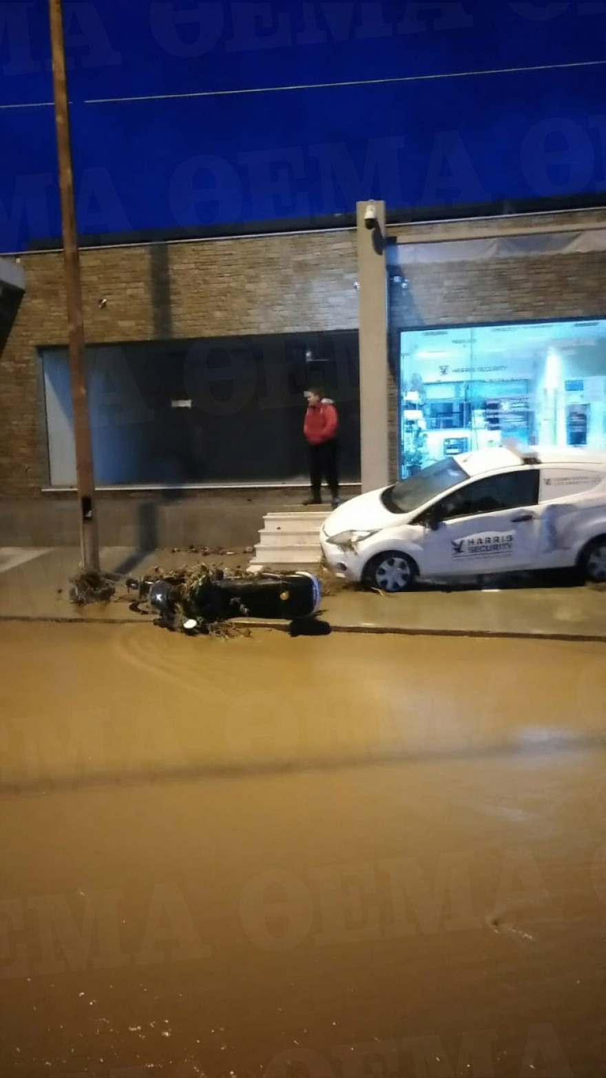 Κακοκαιρία «Γηρυόνης»: Σε 8 χλμ. τα μπάζα στην Αθηνών–Κορίνθου