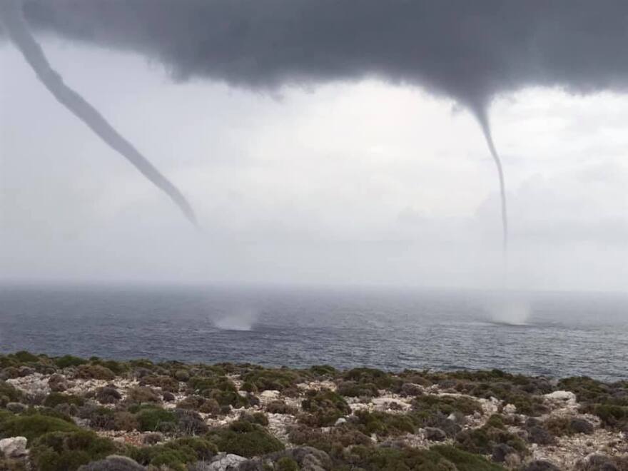 Η κακοκαιρία «Γηρυόνης» έφερε υδροσίφωνες στην Κρήτη
