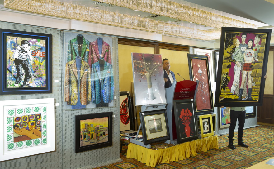 Στο σφυρί έργα από την προσωπική συλλογή του Χάρρυ Κλυνν