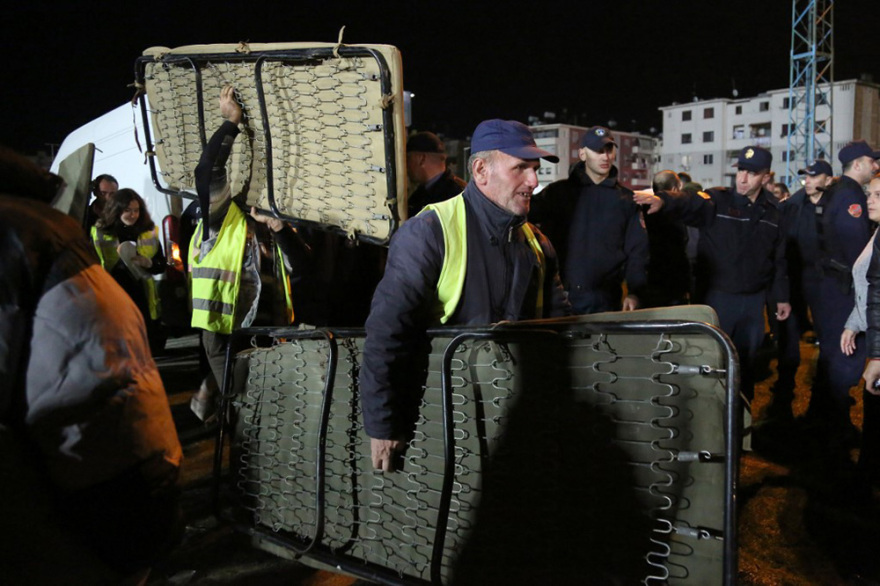 Σεισμός στην Αλβανία: Στους 23 οι νεκροί - 650 τραυματίες και χιλιάδες οι άστεγοι