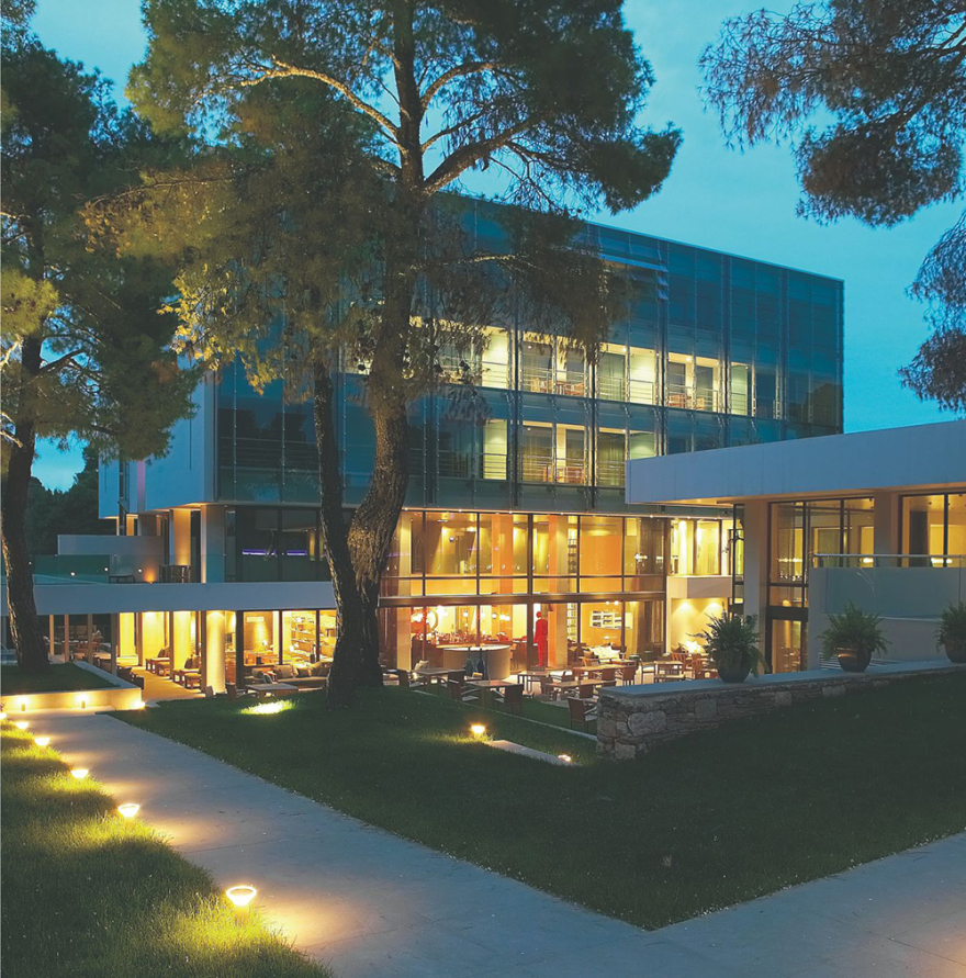  15 χρόνια Life Gallery athens hotel