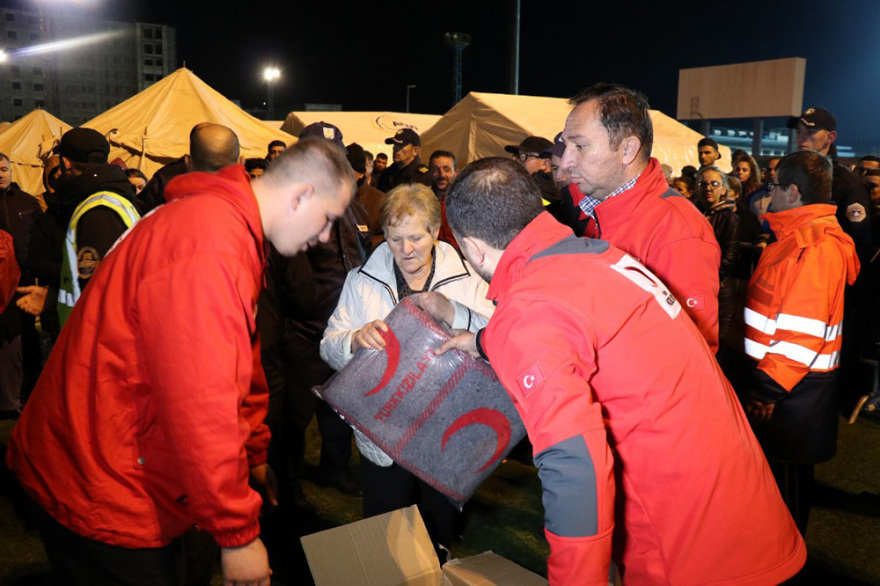 Σεισμός στην Αλβανία: Στους 31 οι νεκροί - Εικόνες χάους την επόμενη ημέρα