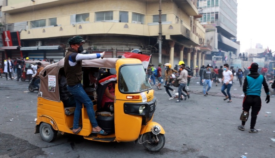 Βυθίζεται στο χάος το Ιράκ: Ξεπέρασαν τους 350 οι νεκροί στις διαδηλώσεις
