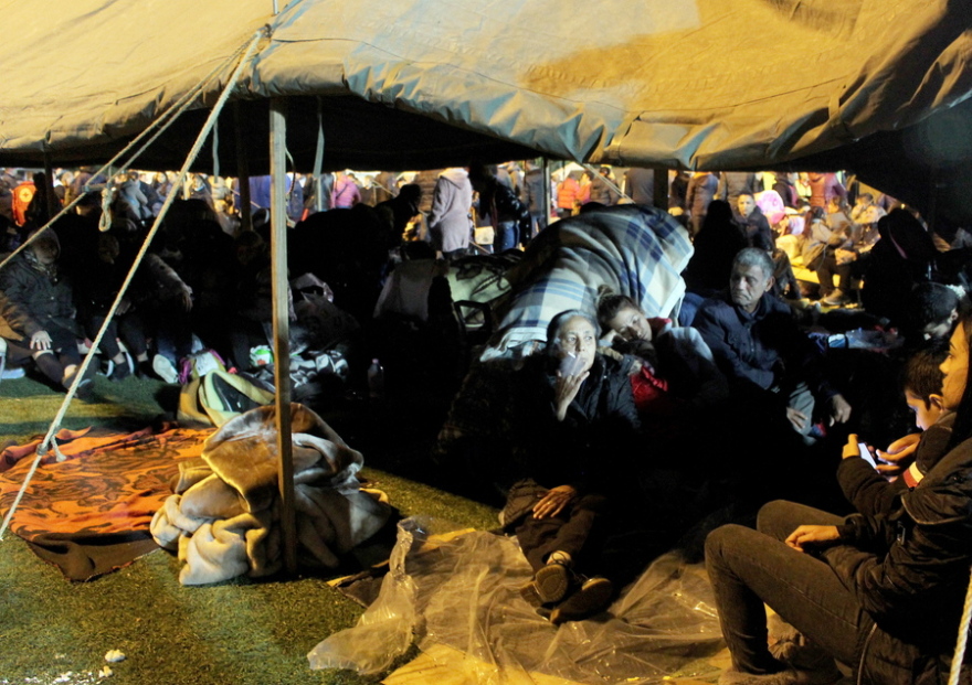 Σεισμός στην Αλβανία: «Βομβαρδισμένη πόλη» το Δυρράχιο - Στους 25 οι νεκροί