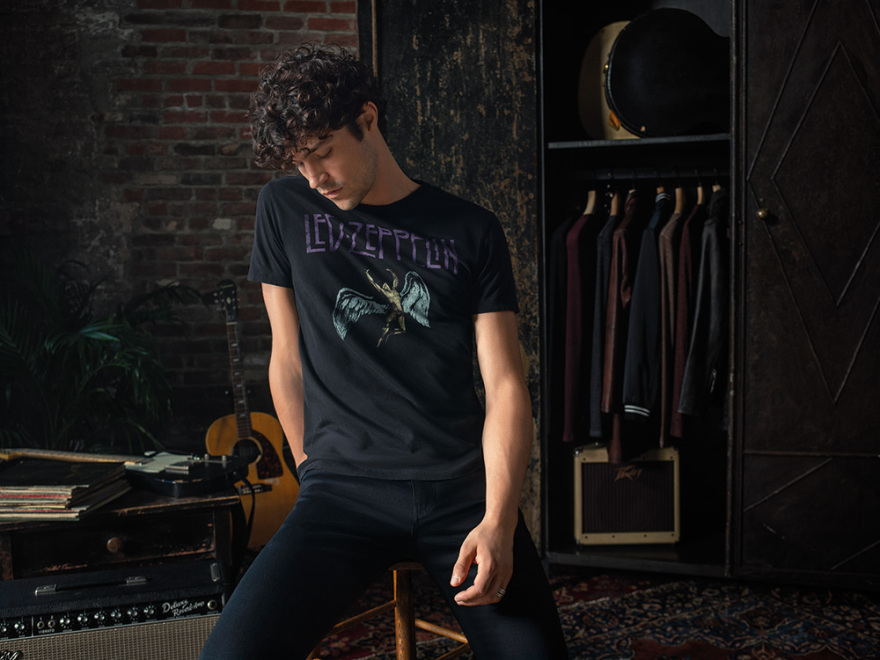 Τζον Βαρβάτος: Ο ροκ σταρ της ανδρικής υψηλής ραπτικής