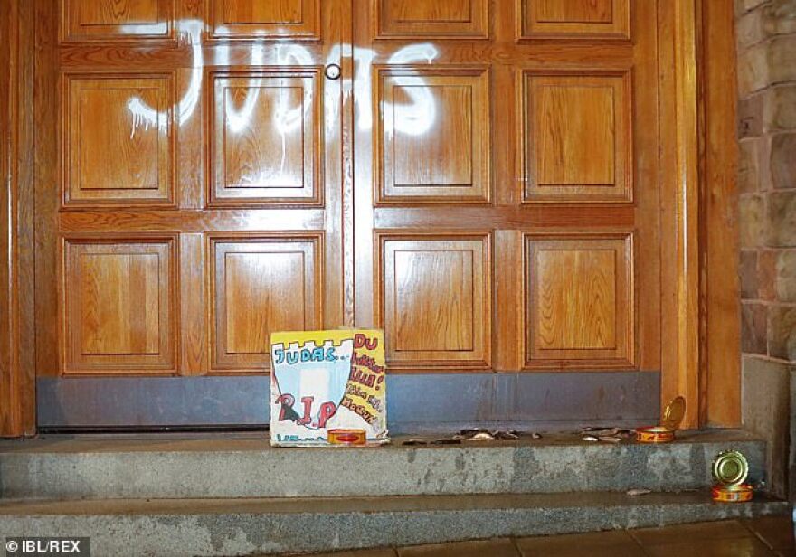 Νέοι βανδαλισμοί και στο σπίτι του Ζλάταν