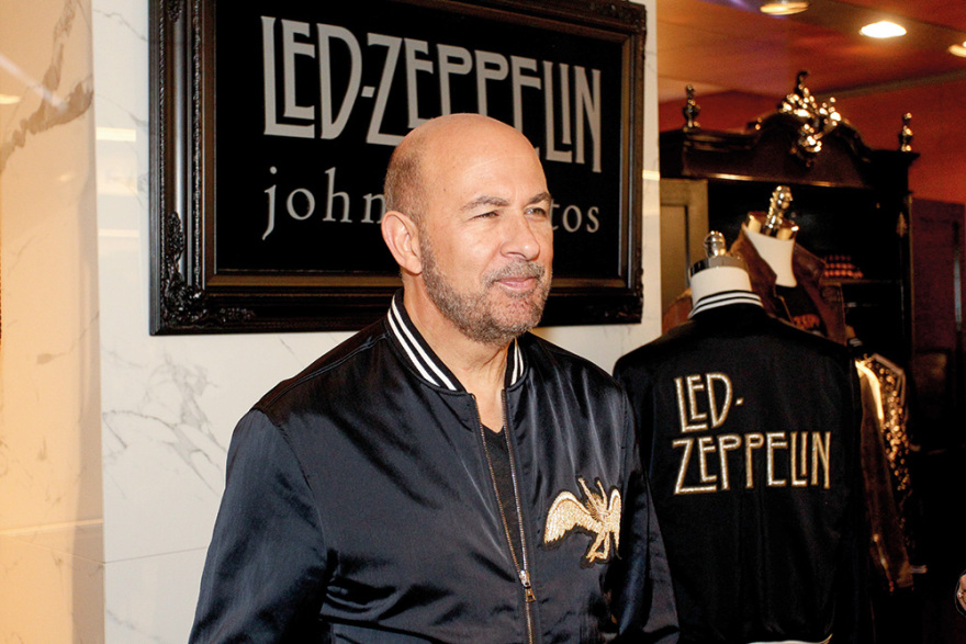 Τζον Βαρβάτος: Ο ροκ σταρ της ανδρικής υψηλής ραπτικής