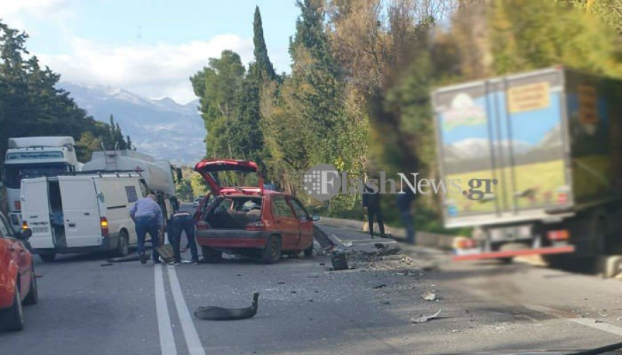 Φρικτό τροχαίο στα Χανιά: Αυτοκίνητο συγκρούστηκε με φορτηγό - Ένας νεκρός