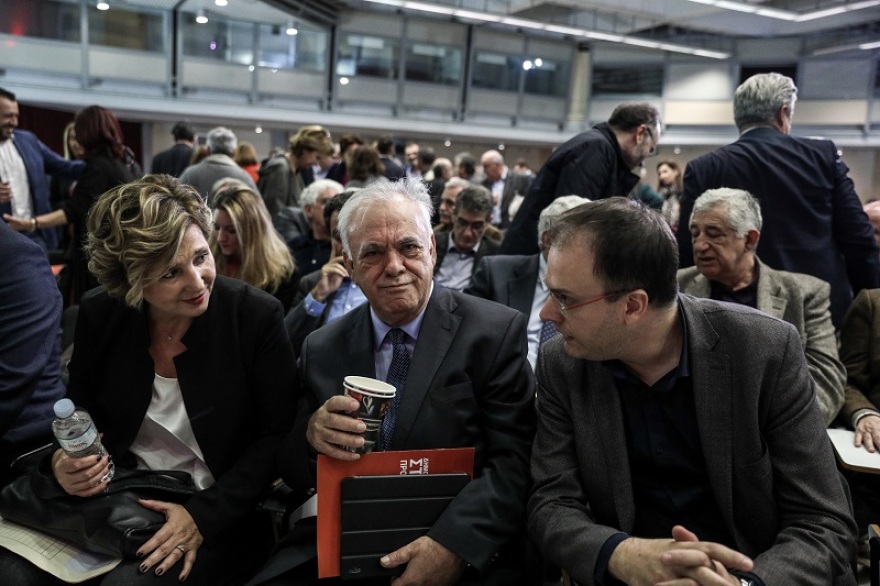 Νέοι τριγμοί στον ΣΥΡΙΖΑ – Αντιδράσεις για τη διεύρυνση προς το κέντρο
