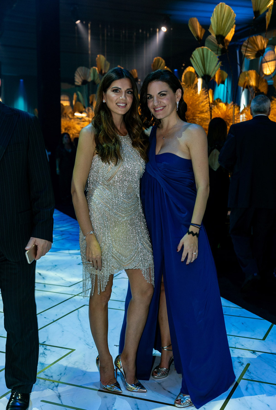 Ο λαμπερός γάμος της κόρης του Κώστα Καίσαρη σε 20 φωτογραφίες