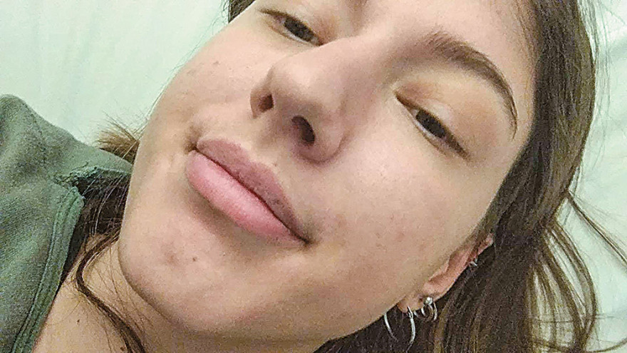 «Κάποιος πρέπει να πληρώσει για το παιδί μου»: Η κραυγή της μάνας 16χρονης που πέθανε στο νοσοκομείο Τρικάλων