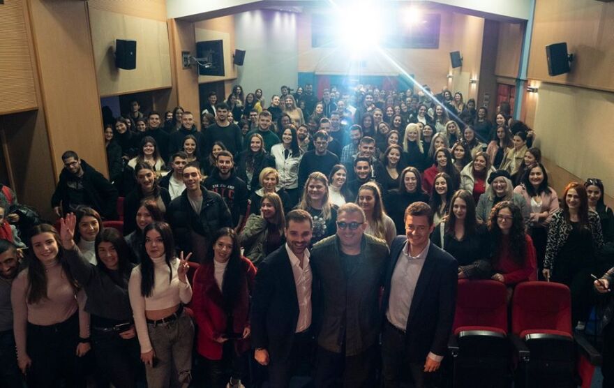 Αντώνης Ρέμος: Το πόκερ είναι η ψυχανάλυσή μου