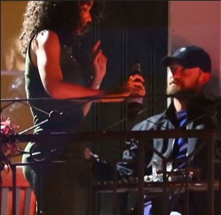 Ο Τζάστιν Τίμπερλεϊκ ζητάει δημοσίως συγγνώμη από τη γυναίκα του