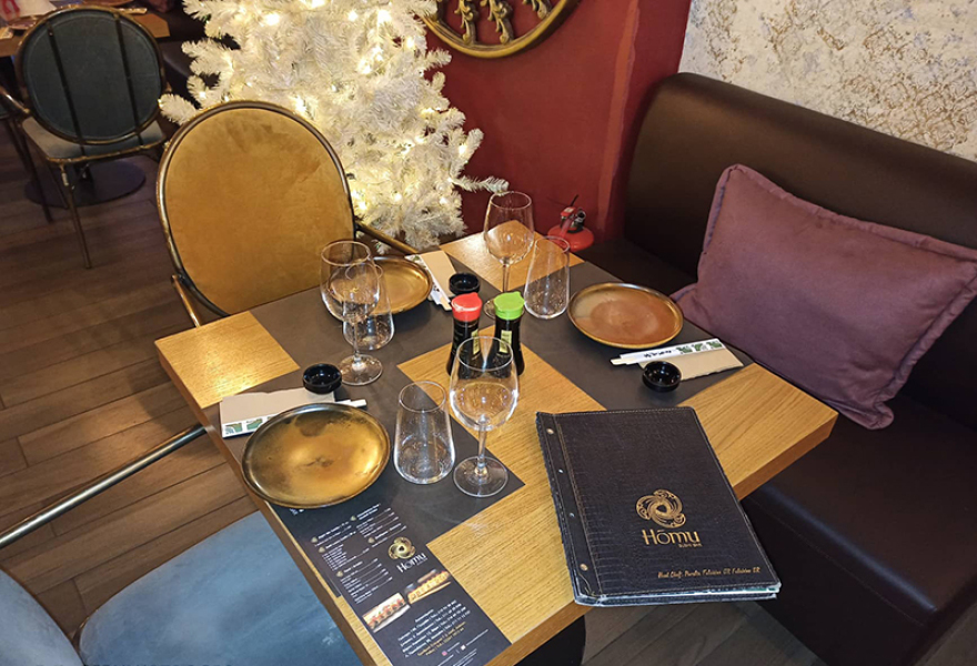 Minister: Χριστουγεννιάτικο πάρτι από το νέο επιχειρηματικό στέκι στην παραλιακή