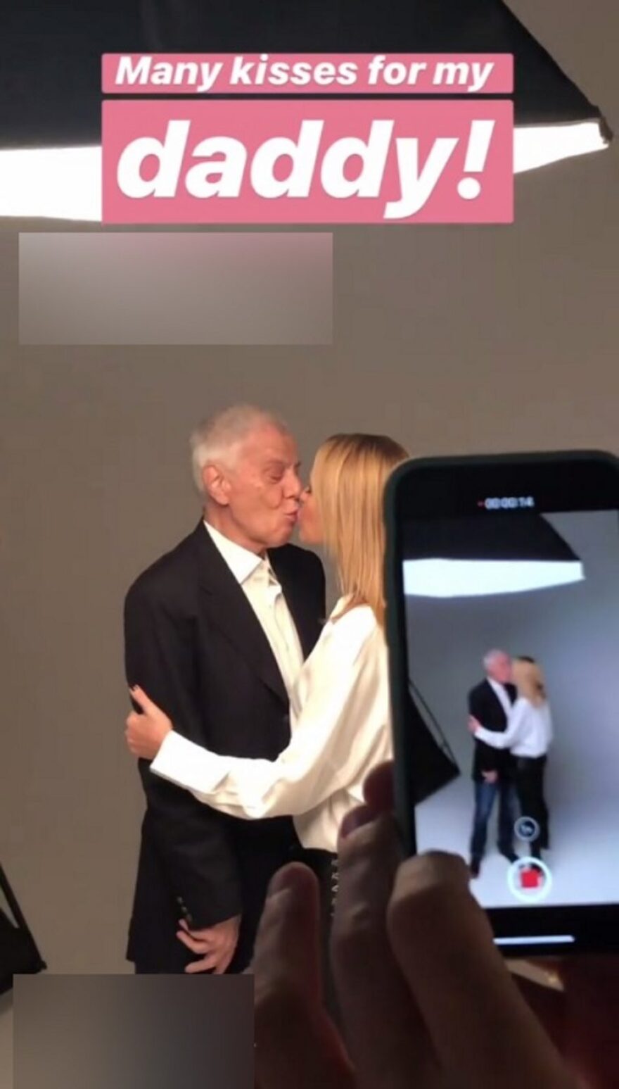 Η Τζένη Μπαλατσινού είναι το κορίτσι του μπαμπά