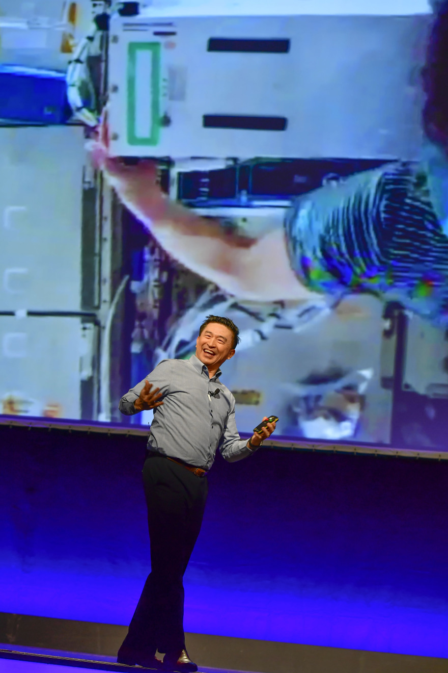 Edge, Cloud, Data: Οδηγός επιβίωσης σε έναν κόσμο που αλλάζει ταχύτατα