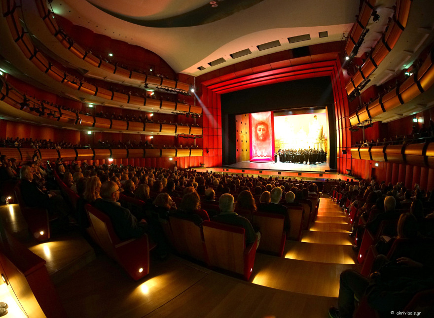 Ενθουσιασμός στην πρεμιέρα του Ντον Κάρλο 