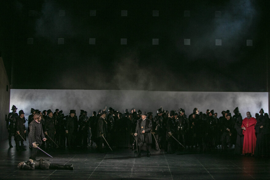 Ενθουσιασμός στην πρεμιέρα του Ντον Κάρλο 