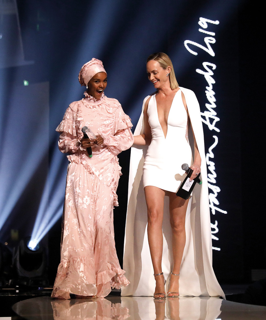 British Fashion Awards: Η Σήλια, ο Αρμάνι και οι σταρ 