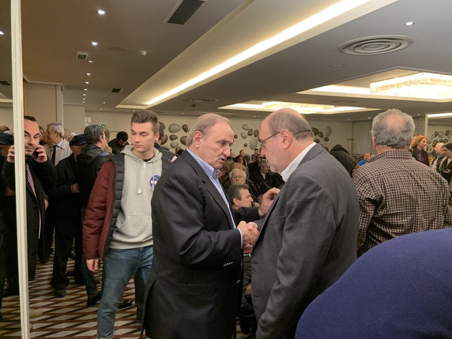 Διεύρυνση ΣΥΡΙΖΑ: Το... «βαθύ ΠΑΣΟΚ» είναι εδώ - «Να ενώσουμε τις δυνάμεις για να πέσει η δεξιά» ζήτησε ο Τσίπρας