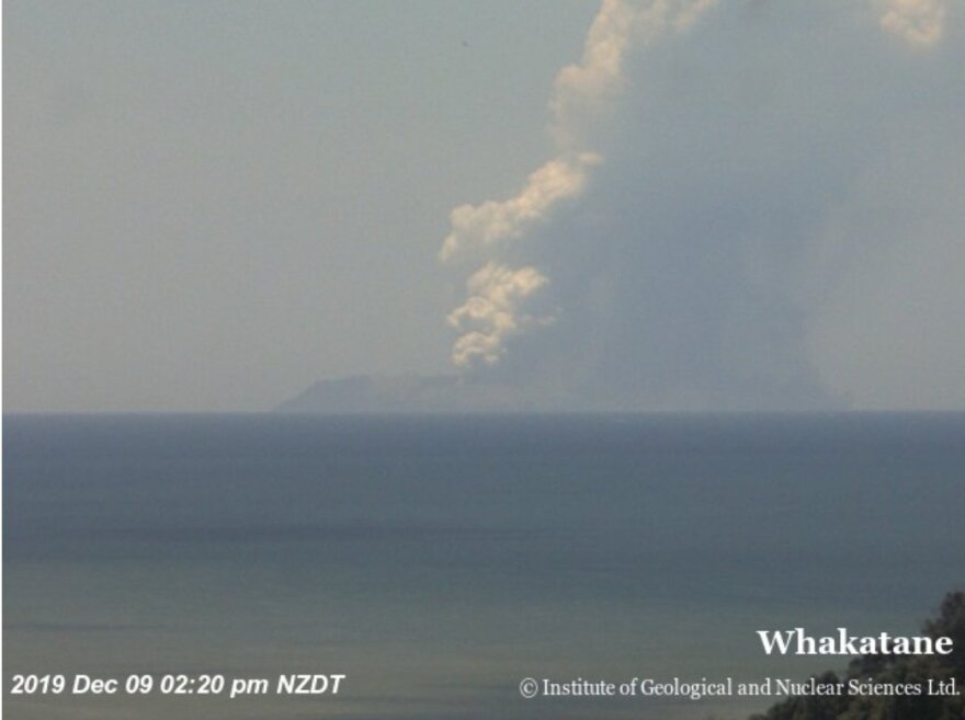 Έκρηξη ηφαιστείου στη Νέα Ζηλανδία: Τουλάχιστον 1 νεκρός - Πληροφορίες για πολλούς τραυματίες