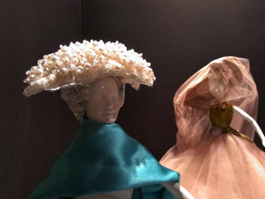 «Οι μικρές κυρίες» σε... κούκλες