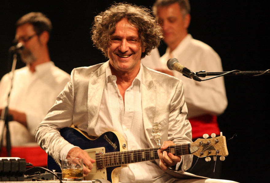 Ο Goran Bregovic στο protothema.gr: «Ο πολιτισμός μας φτιάχτηκε από πρόσφυγες»