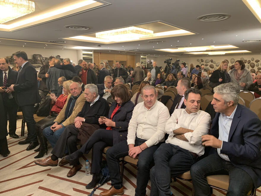 Διεύρυνση ΣΥΡΙΖΑ: Οι 120 του... ΠΑΣΟΚ, ο Τζουμάκας, οι ΣΥΡΙΖαίοι και ο DJ Σπίρτζης