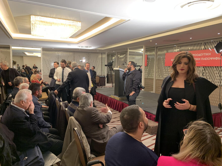 Διεύρυνση ΣΥΡΙΖΑ: Οι 120 του... ΠΑΣΟΚ, ο Τζουμάκας, οι ΣΥΡΙΖαίοι και ο DJ Σπίρτζης