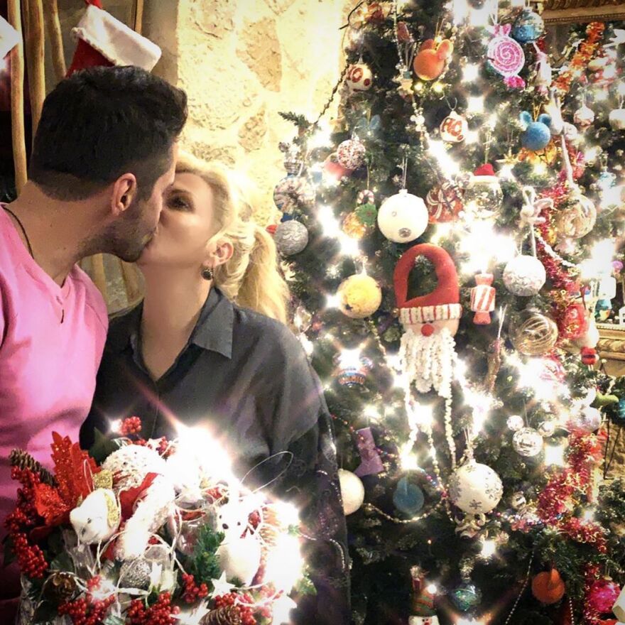 Γιώργος & Δώρα Τσαλίκη: Υπερπαραγωγή ο στολισμός του σπιτιού τους