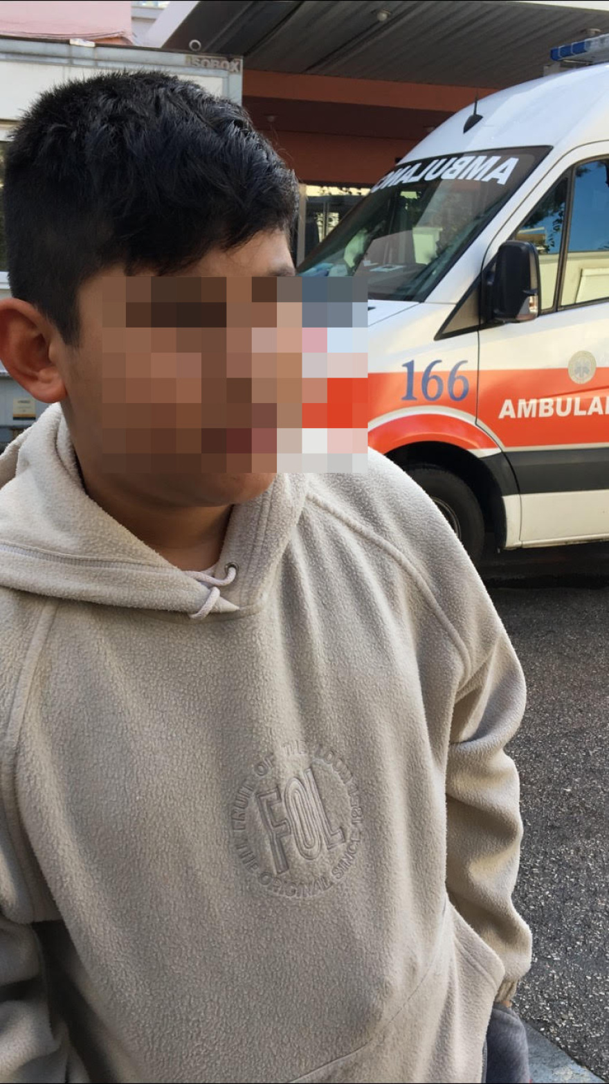 Αμπελόκηποι: «Έπεσα κάτω και με κλώτσαγε στην κοιλιά» λέει ο 11χρονος μαθητής από τις Φιλιππίνες 