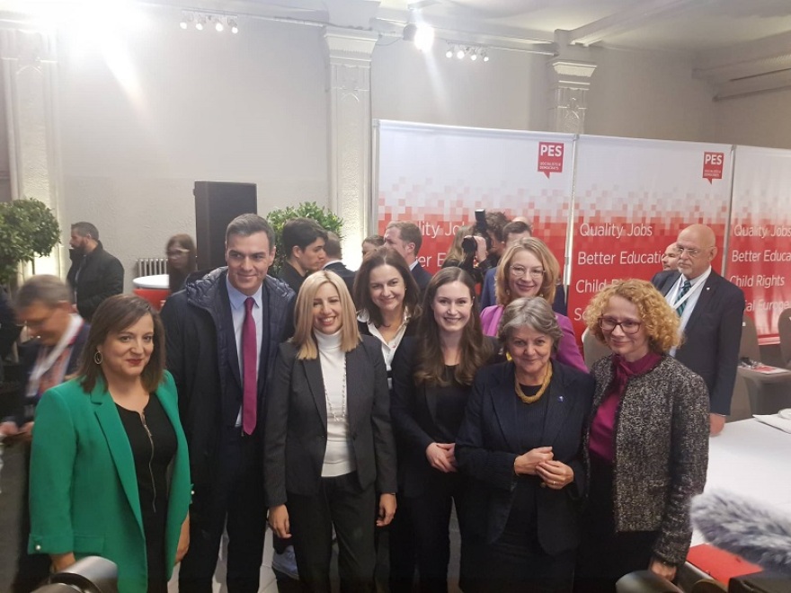 Η Φώφη Γεννηματά με την πρωθυπουργό της Φινλανδίας στη Σύνοδο των Ευρωπαίων Σοσιαλιστών
