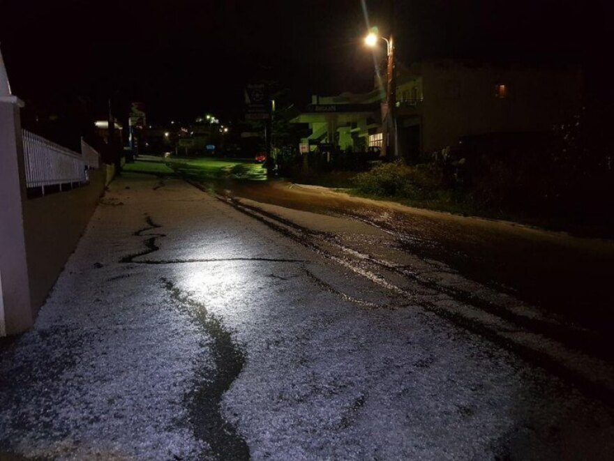 Κακοκαιρία «Διδώ»: «Σάρωσε» την Κρήτη - Σφοδρή χαλαζόπτωση το βράδυ στο νησί 