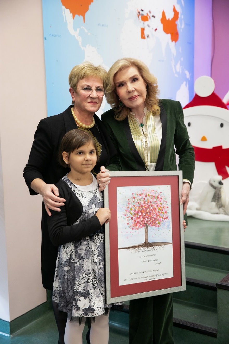 Μαριάννα Β. Βαρδινογιάννη: Τέσσερις νέοι από τους 1.340 που πέρασαν από την «Ελπίδα» μιλούν για την αείμνηστη ευεργέτιδα