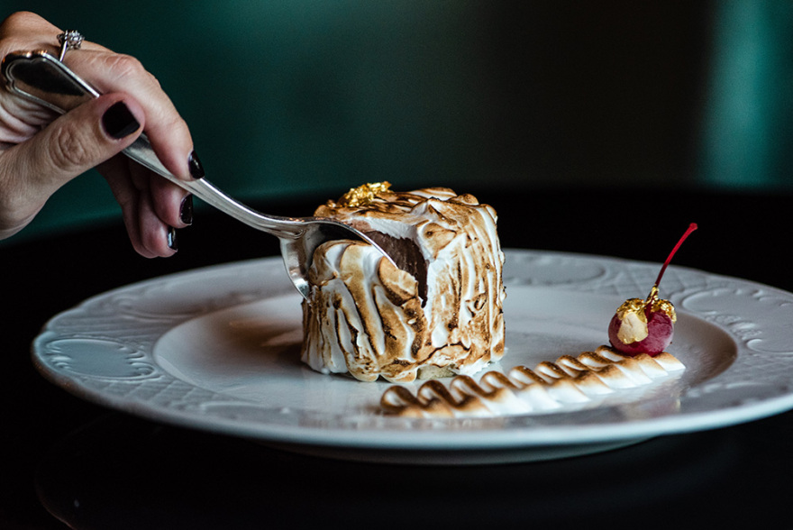 Φορέστε  τα γιορτινά σας και ελάτε να γιορτάσουμε μαζί 