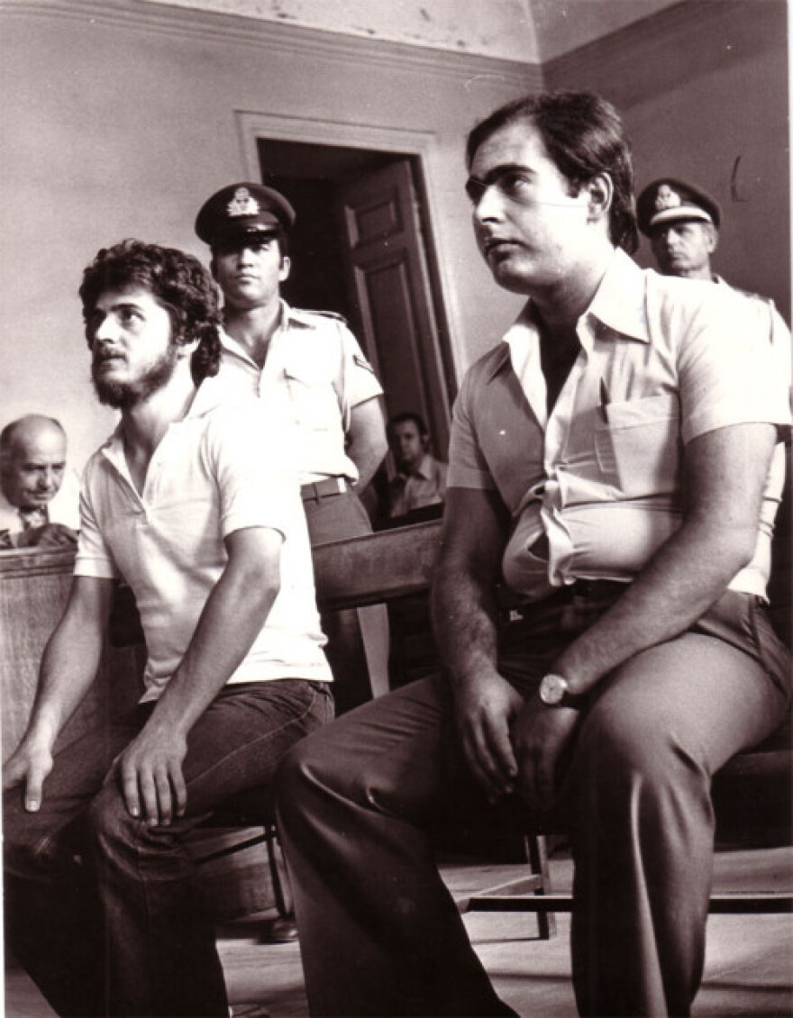 Ο γιατρός Βασίλειος Τσιρώνης, η αεροπειρατεία στην Αλβανία, η φυλάκισή του στη Σουηδία και το τέλος του