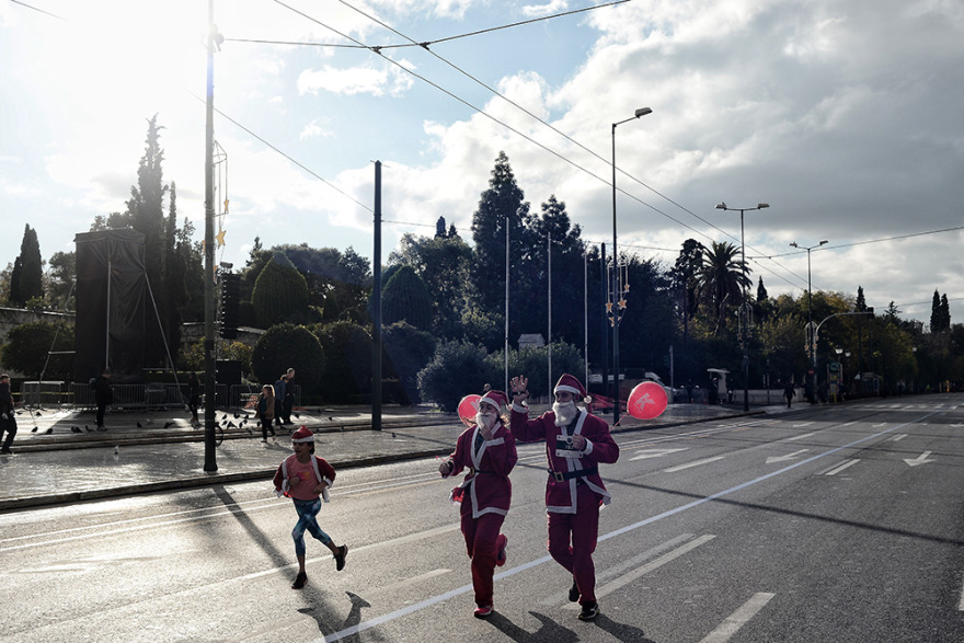 Κυκλοφοριακές ρυθμίσεις στο κέντρο της Αθήνας λόγω του 6ου Santa Run