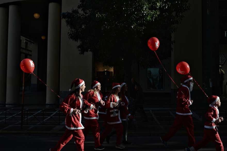 Κυκλοφοριακές ρυθμίσεις στο κέντρο της Αθήνας λόγω του 6ου Santa Run