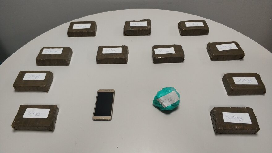 Θεσσαλονίκη: Έκρυβε περίπου έξι κιλά ηρωίνης στην ταπετσαρία του αυτοκινήτου του