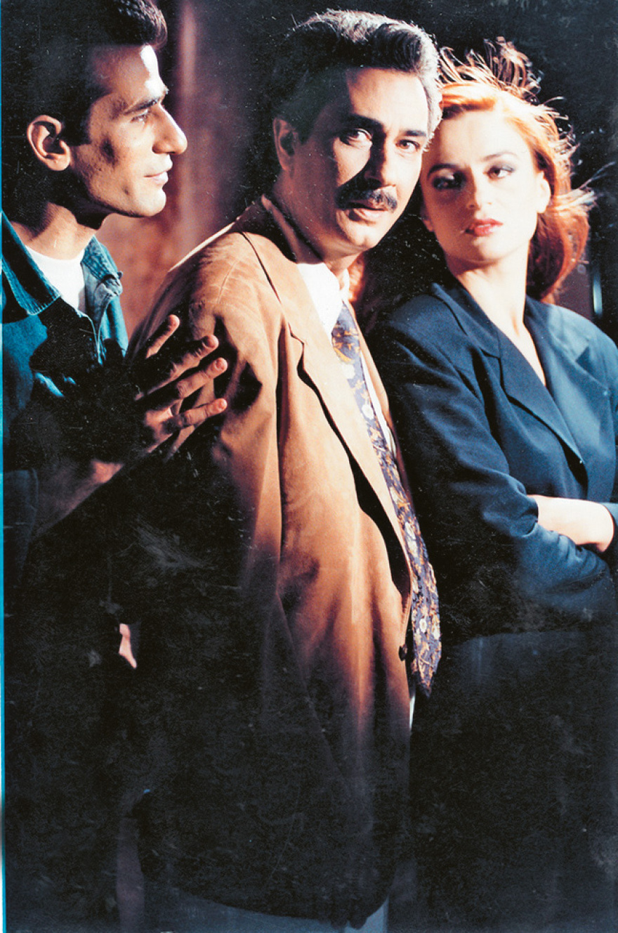 Καρυοφυλλιά Καραμπέτη: Για χάρη  της «Ευτυχίας» άρχισα το τσιγάρο και το μπαρμπούτι