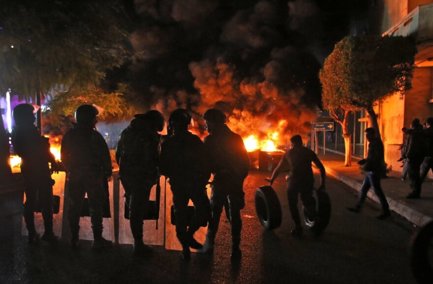 Λίβανος: Σφοδρές συγκρούσεις στη Βηρυτό - Χεζμπολάχ εναντίον κινήματος Αμάλ 