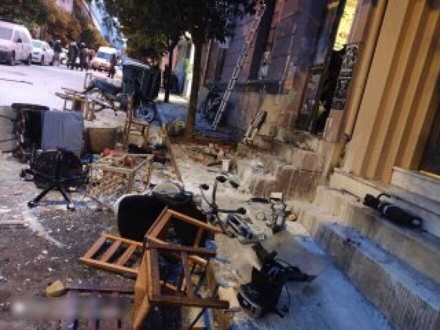 Διπλό μέτωπο μετά την εκκένωση καταλήψεων: Πόλεμος κυβέρνησης-ΣΥΡΙΖΑ και «αντίποινα» αντιεξουσιαστών