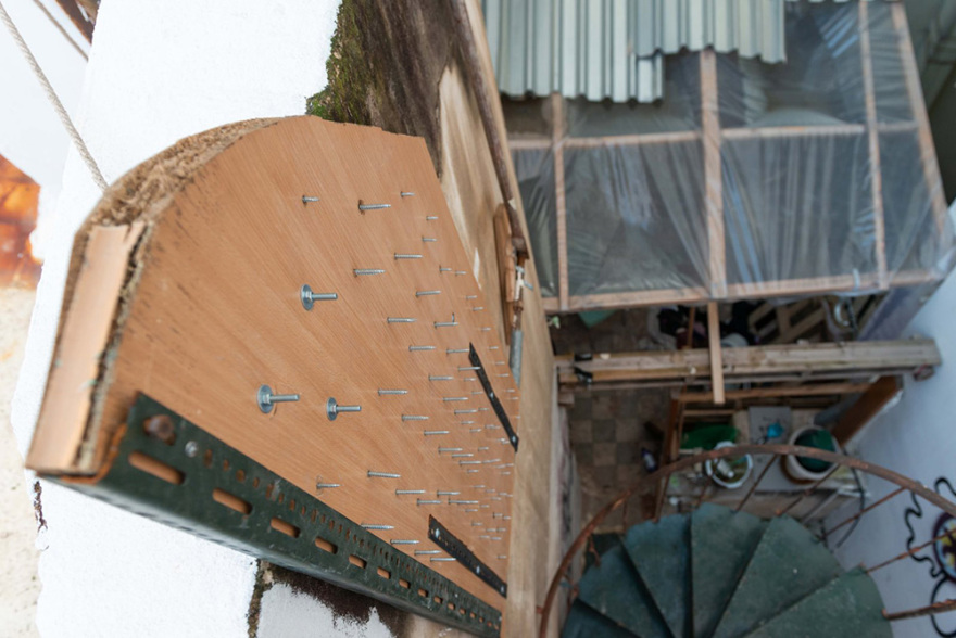 Διπλό μέτωπο μετά την εκκένωση καταλήψεων: Πόλεμος κυβέρνησης-ΣΥΡΙΖΑ και «αντίποινα» αντιεξουσιαστών