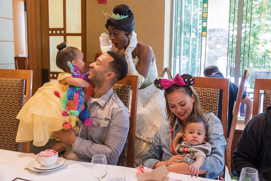 Κρίσι Τέιγκεν: Η βασίλισσα του πιο σέξι άνδρα στον κόσμο