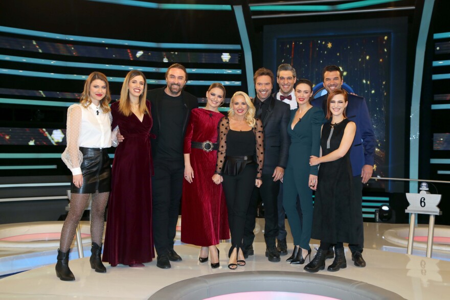 Το «Still Standing» και οι διάσημοι παίκτες του στηρίζουν την ένωση «Μαζί για το Παιδί»